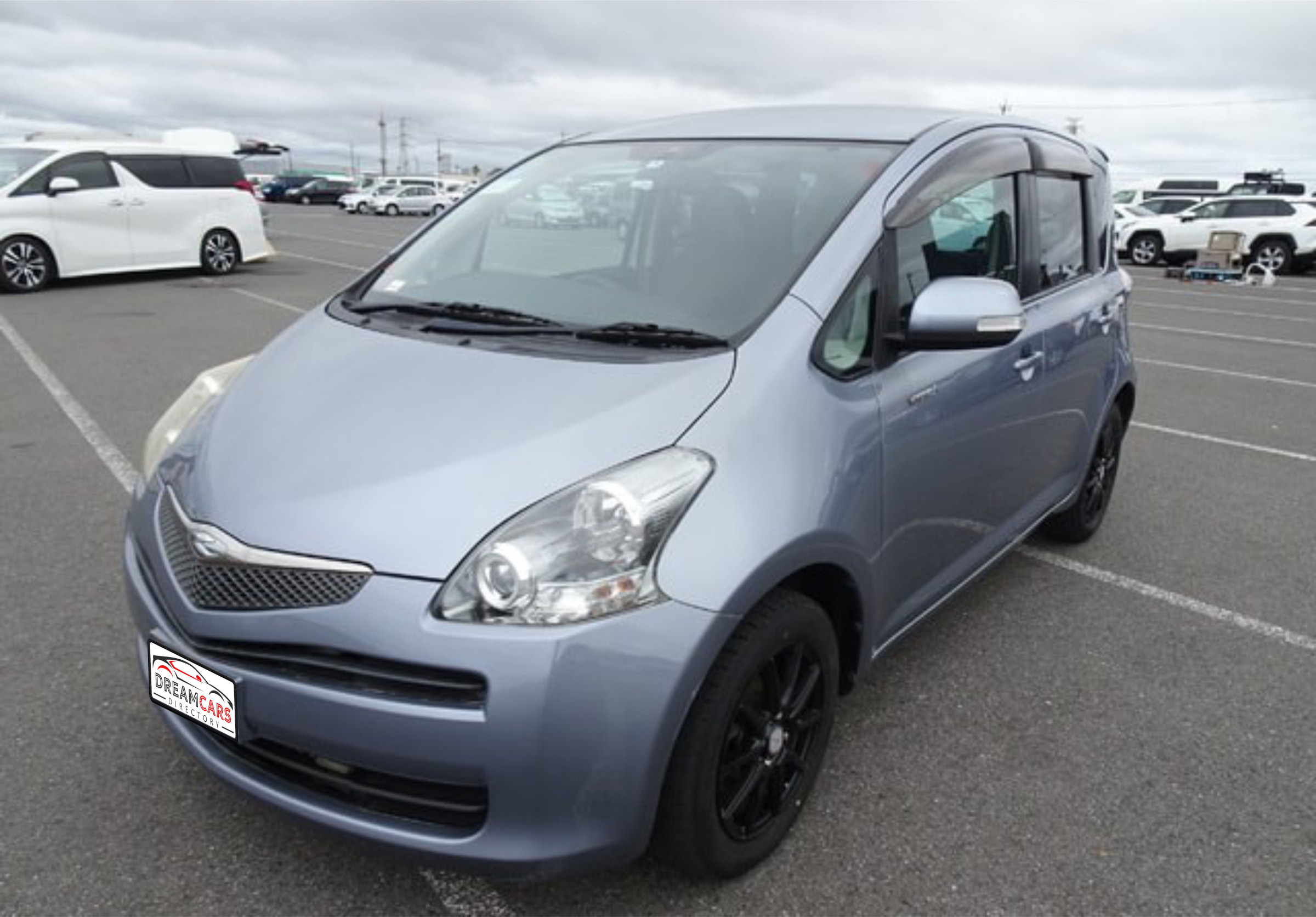 Toyota Ractis 2005