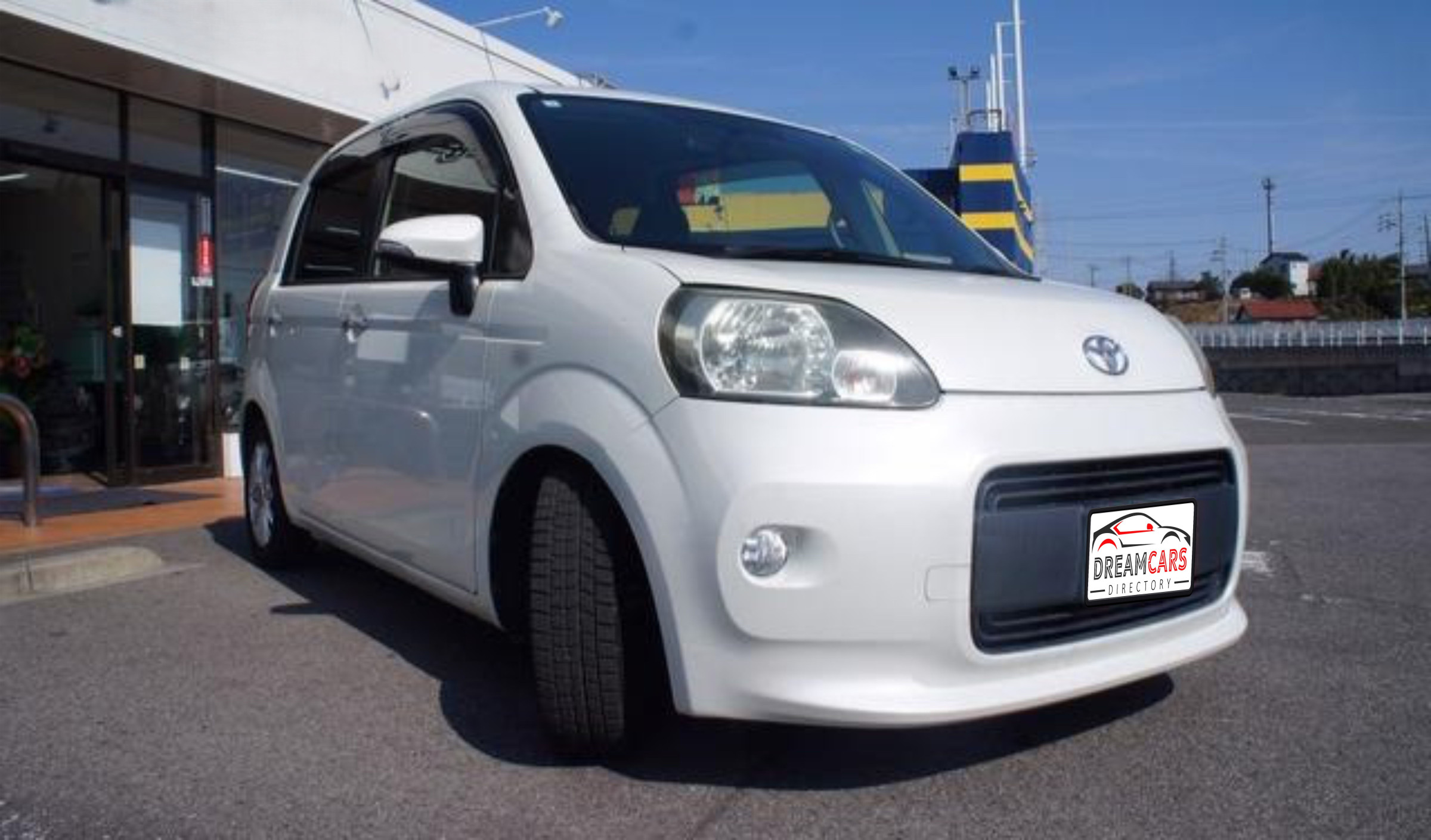 Toyota Porte 2013 (6)
