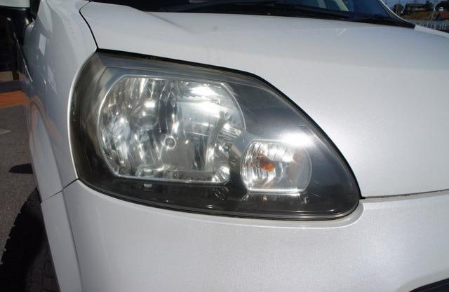 Toyota Porte 2013 (8)