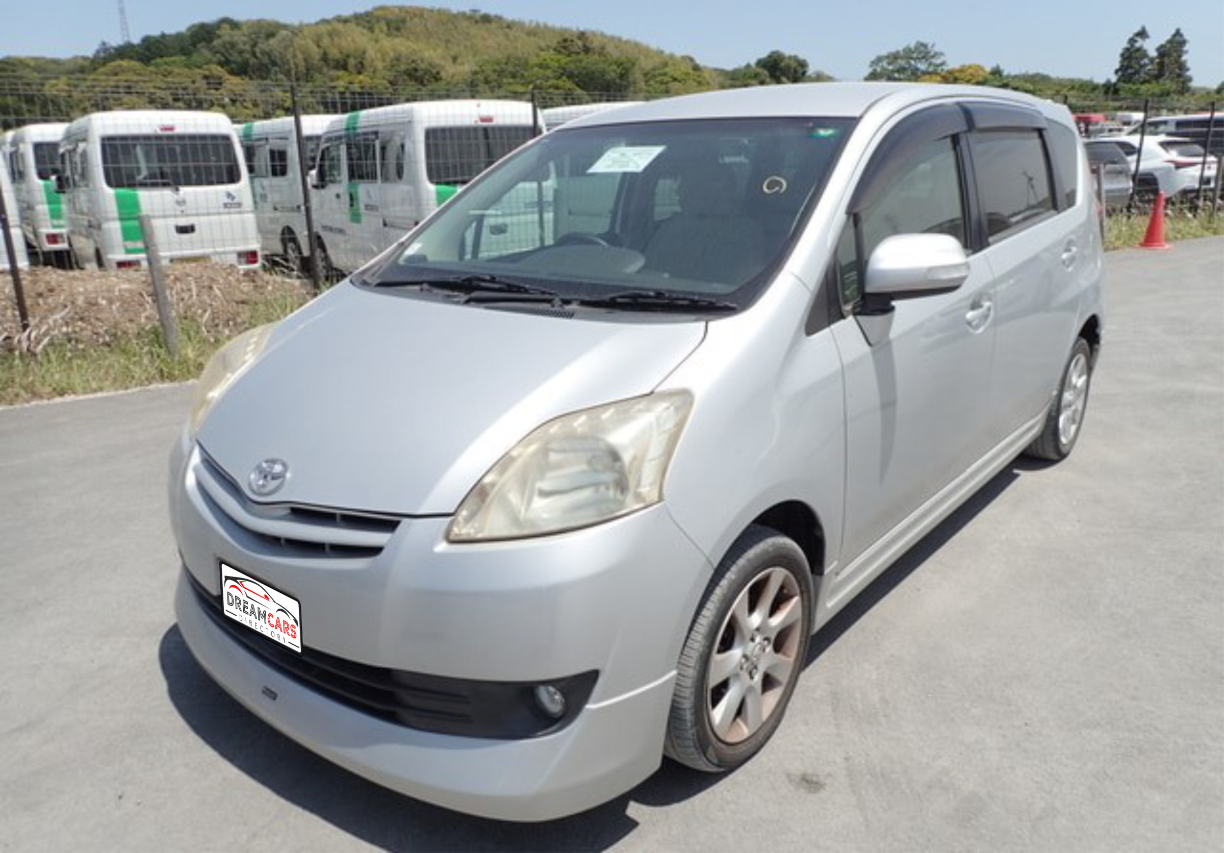 Toyota Passo Sette 2009