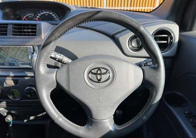 Toyota bB 2006 (7)