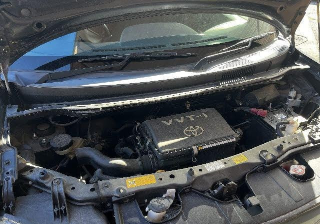 Toyota bB 2012 (3)