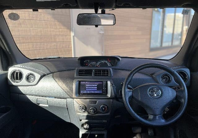 Toyota bB 2012 (5)