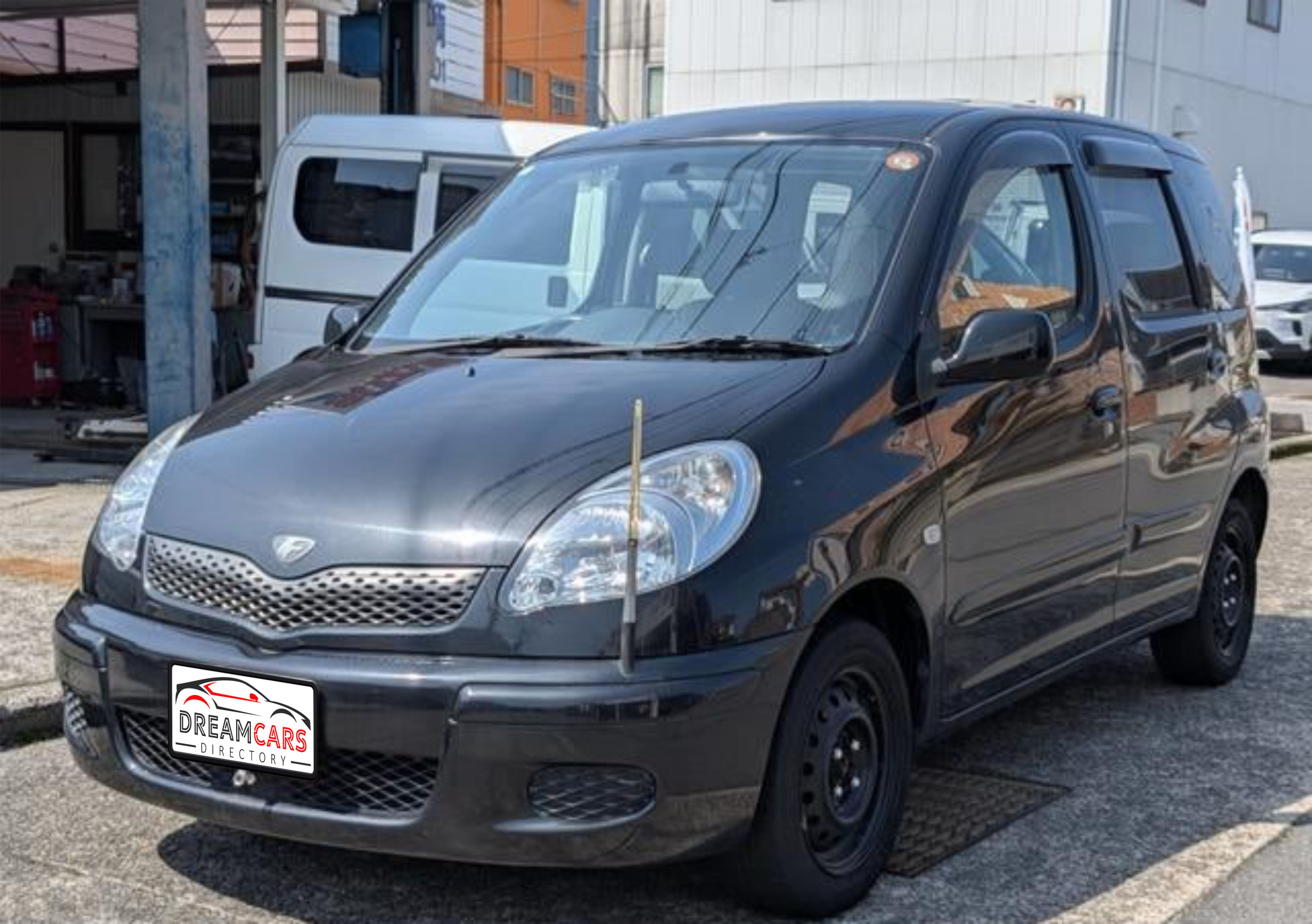 Toyota Fun Cargo 2004