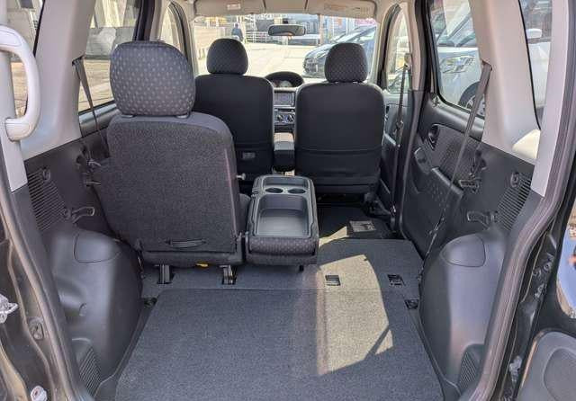 Toyota Fun Cargo 2004 (10)