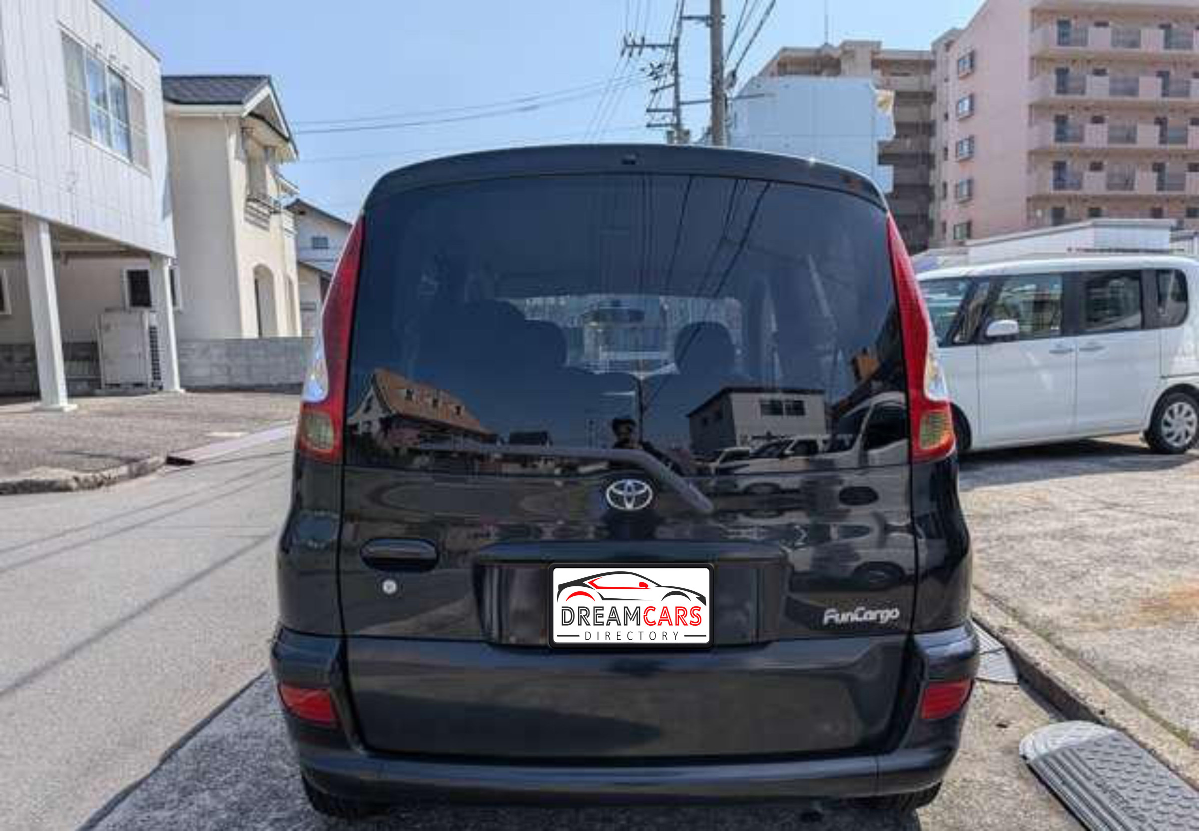 Toyota Fun Cargo 2004 (2)