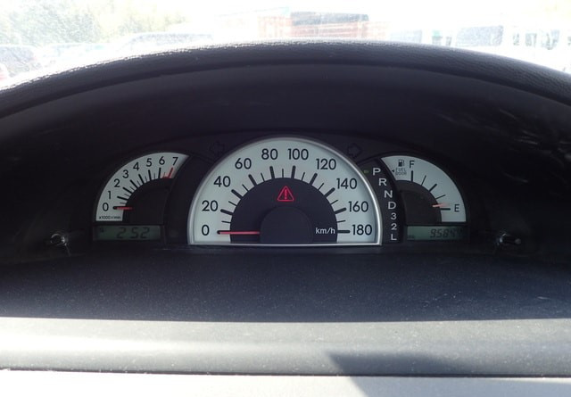Toyota Raum 2005 (7)