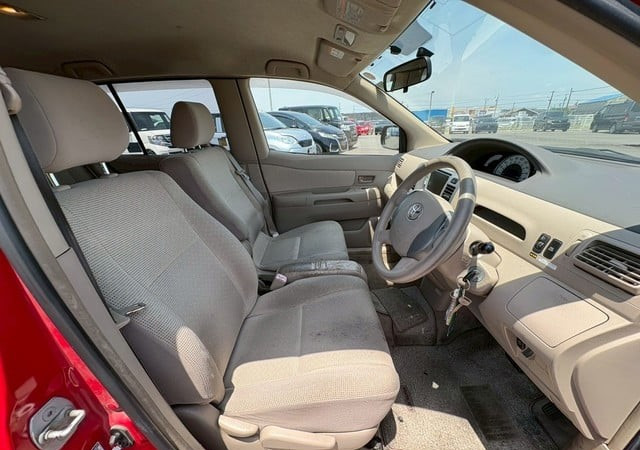 Toyota Raum 2006 (5)