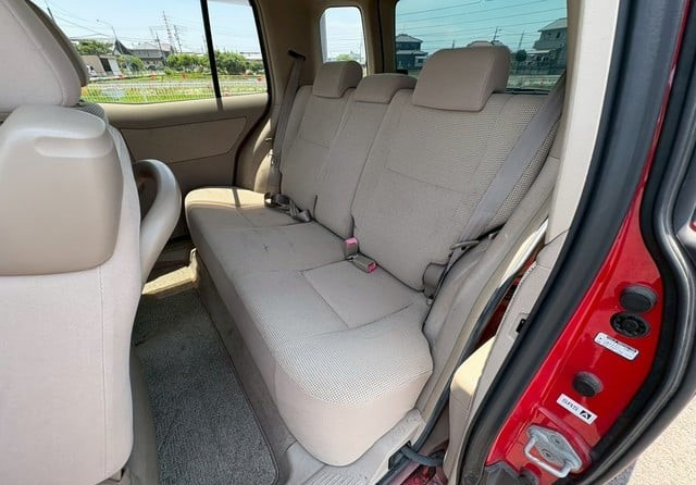 Toyota Raum 2006 (9)