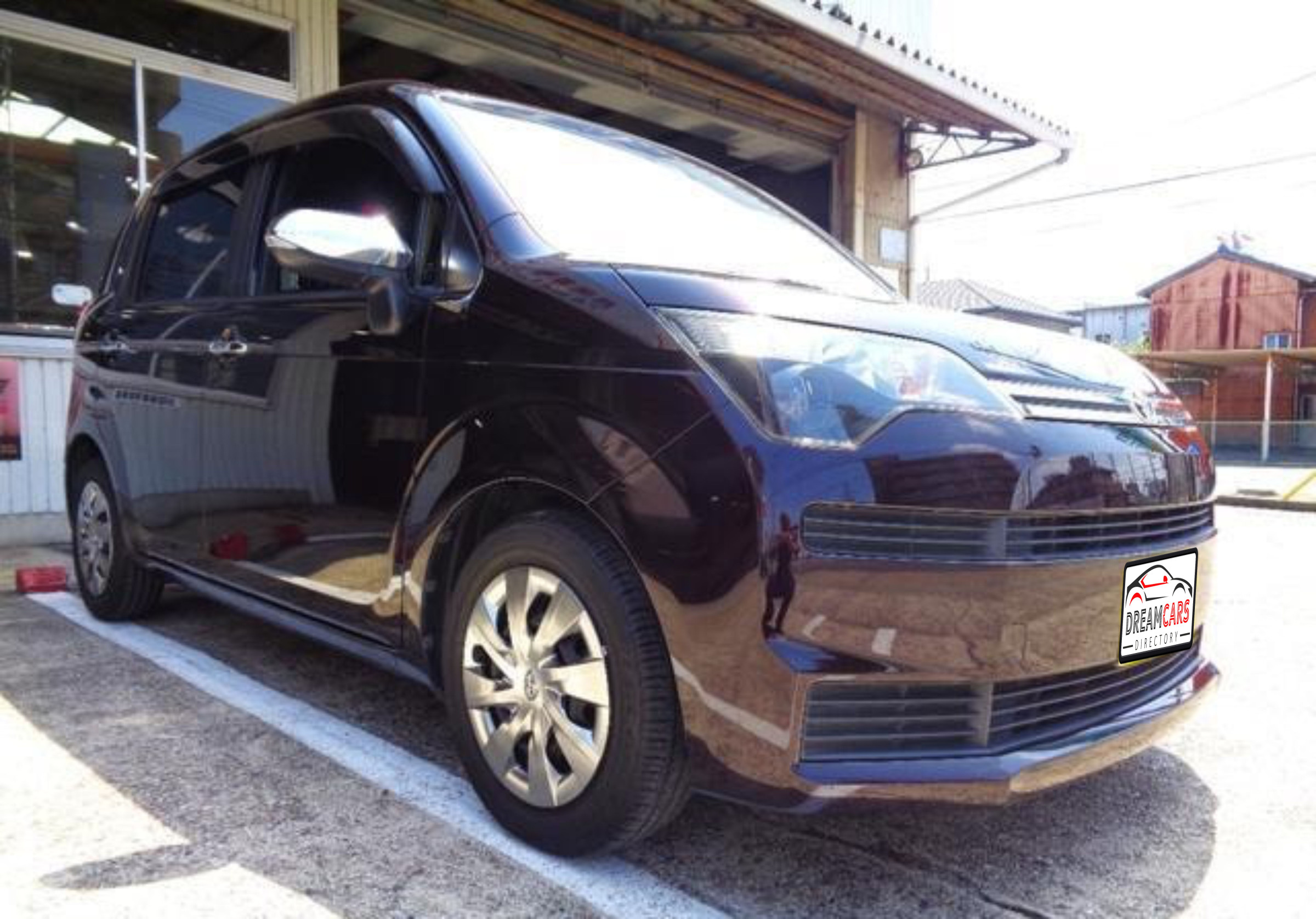 Toyota Spade 2016