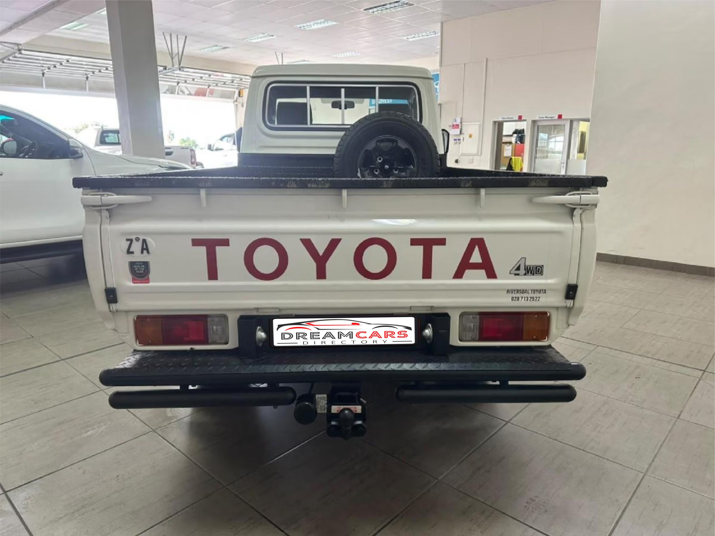 Toyota Land Cruiser 79 2025 (4)