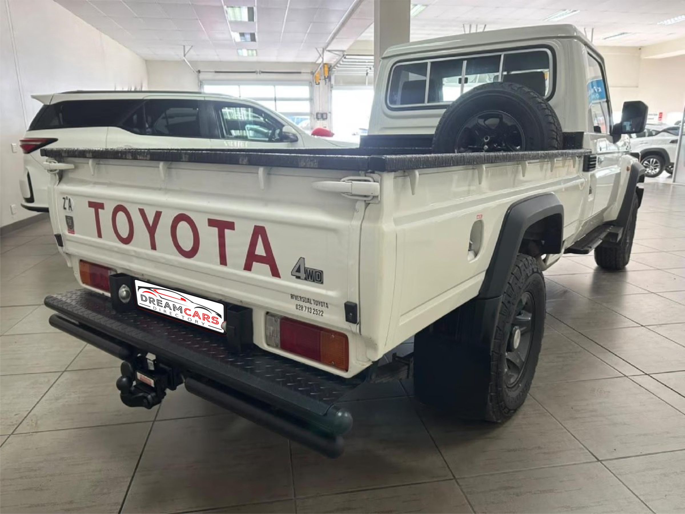 Toyota Land Cruiser 79 2025 (3)