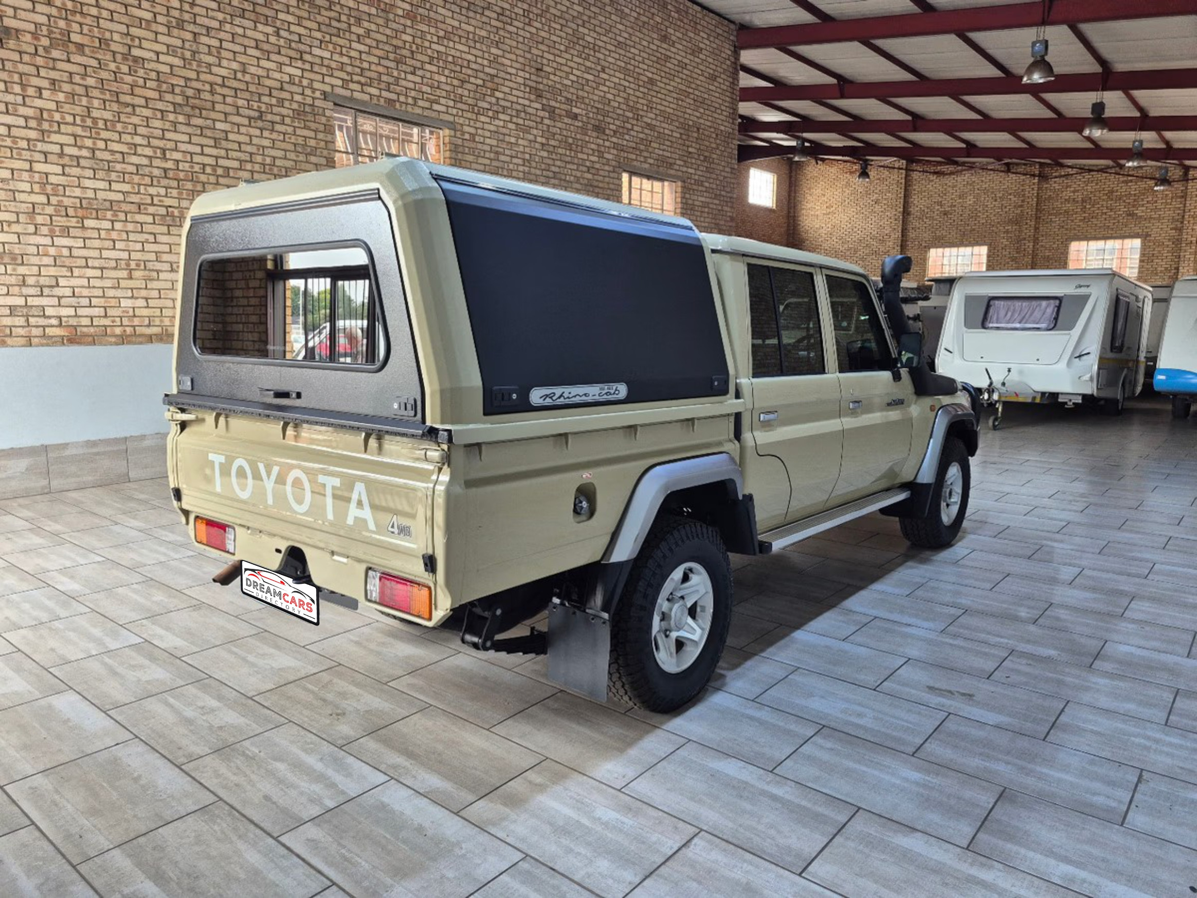 Toyota Land Cruiser 79 2022 (3)